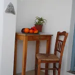 Andriani\'S Guest House
